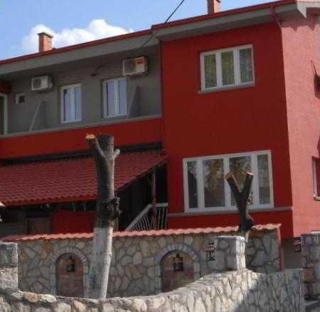 Guest House Breza Prilep Bagian luar foto