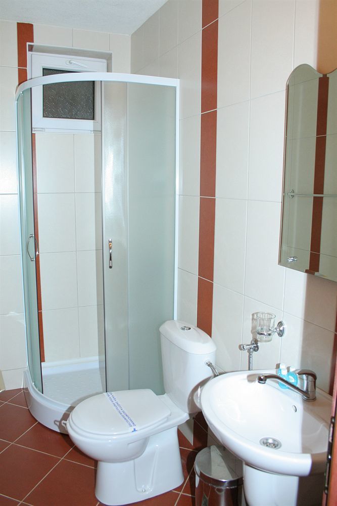 Guest House Breza Prilep Bagian luar foto